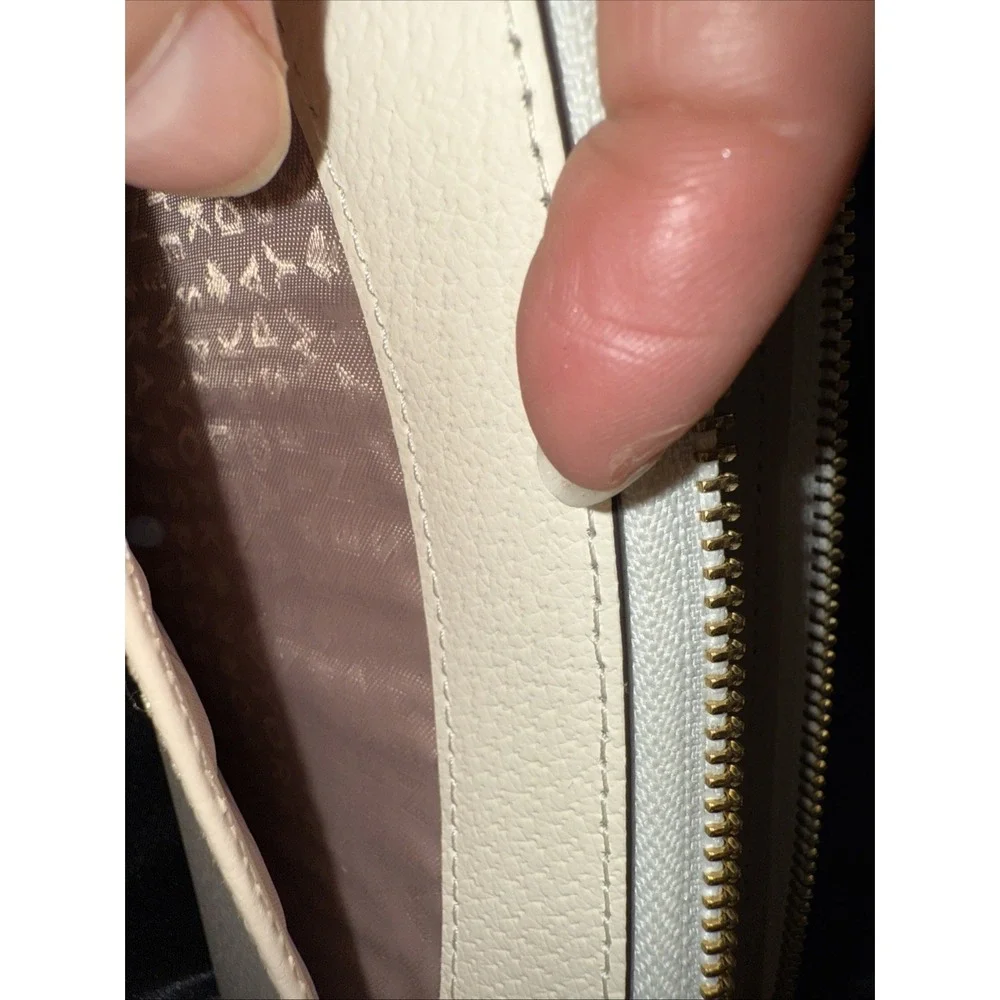 KATE SPADE large zip around white and tan wallet brand new